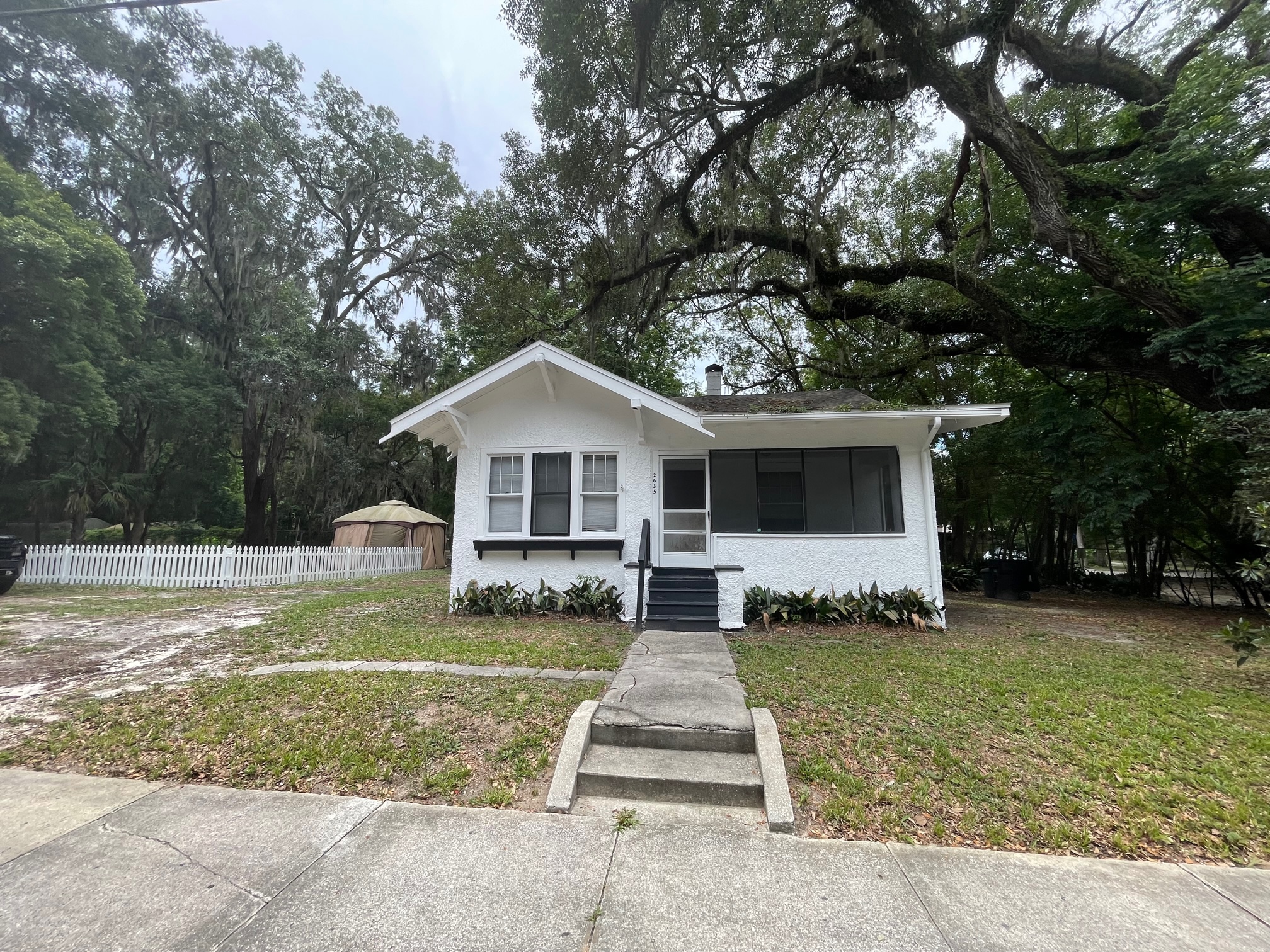 2635 West University Avenue